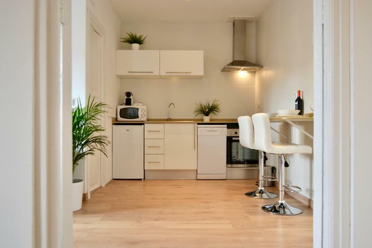 Hola Valencia - Holiday Apartments Zewnętrze zdjęcie